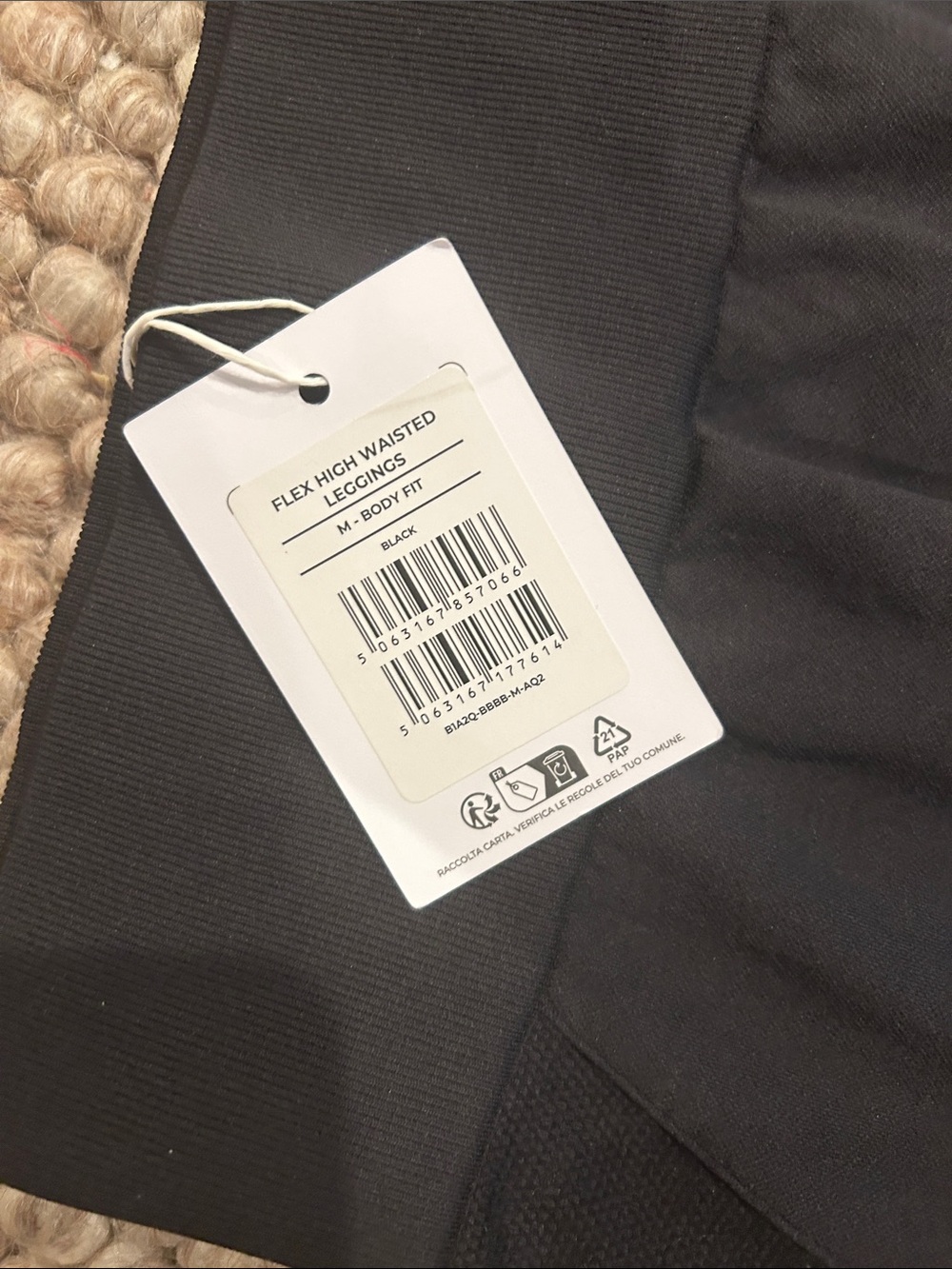 Gymshark Black Women’s Training Leggings - Picture 2 of 4